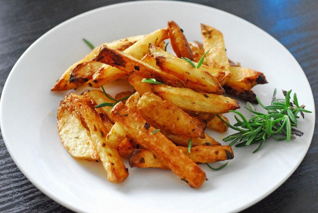 Garlic and Rosemary French Fries