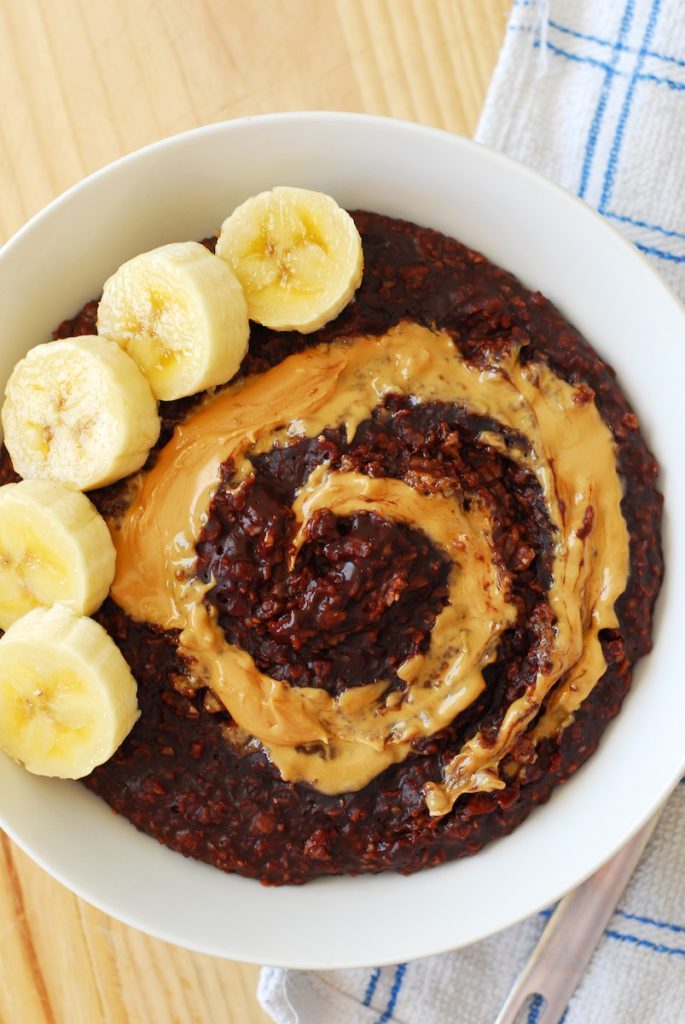 Chocolate Peanut Butter Oatmeal from A Duck's Oven. A breakfast that is super tasty and feels rich, but is still light and wholesome!