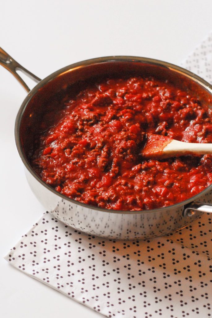 Simple Meat Sauce from A Duck's Oven. Instructions on how to make a delicious, simple meat sauce for pasta or whatever you please!