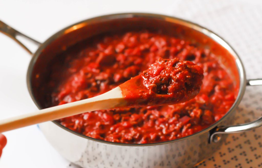 Simple Meat Sauce from A Duck's Oven. Instructions on how to make a delicious, simple meat sauce for pasta or whatever you please!
